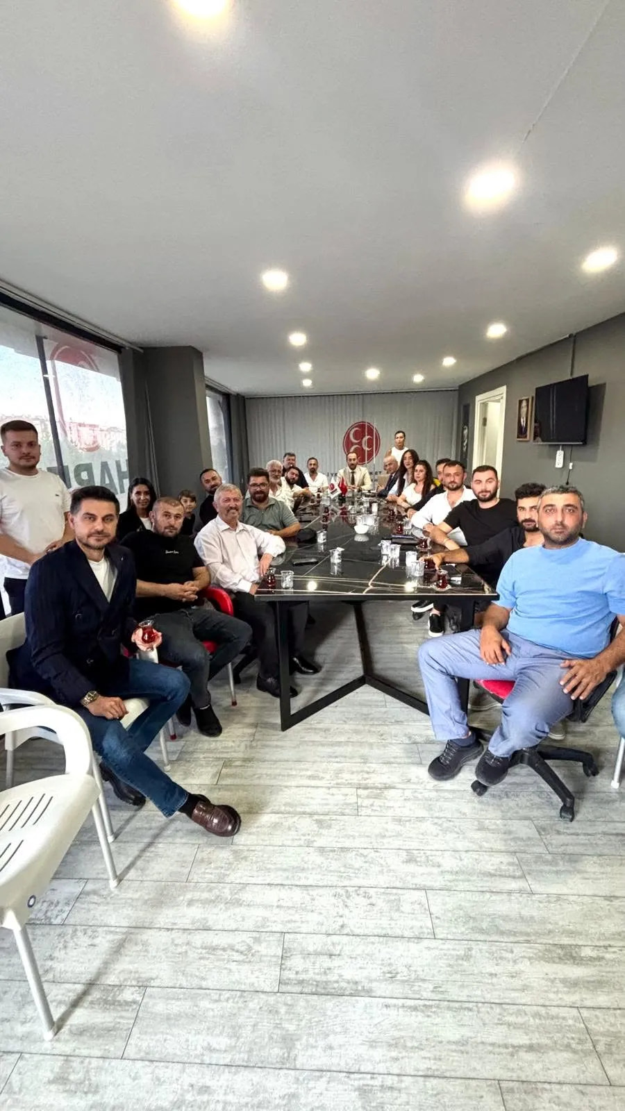 Afşin Erbil Başkanlığındaki MHP Atakum Yönetimi İlk Toplantısını Yaptı