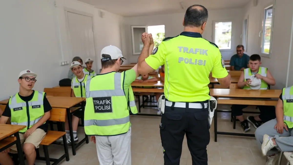 Down Sendromlu Çocuklara Uygulamalı Trafik Eğitimi