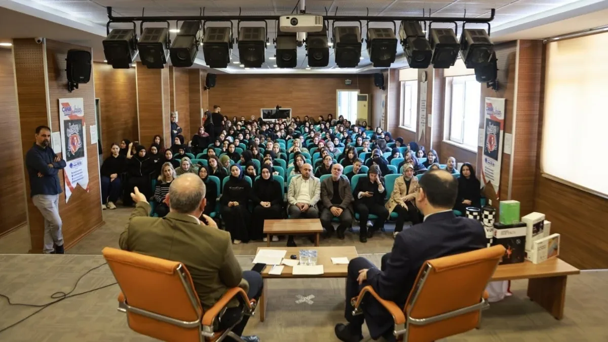 Başkan Sandıkçı'dan Gençlere Bir Müjde: Doğu ve Güneydoğu Anadolu Şehirleri gezilecek