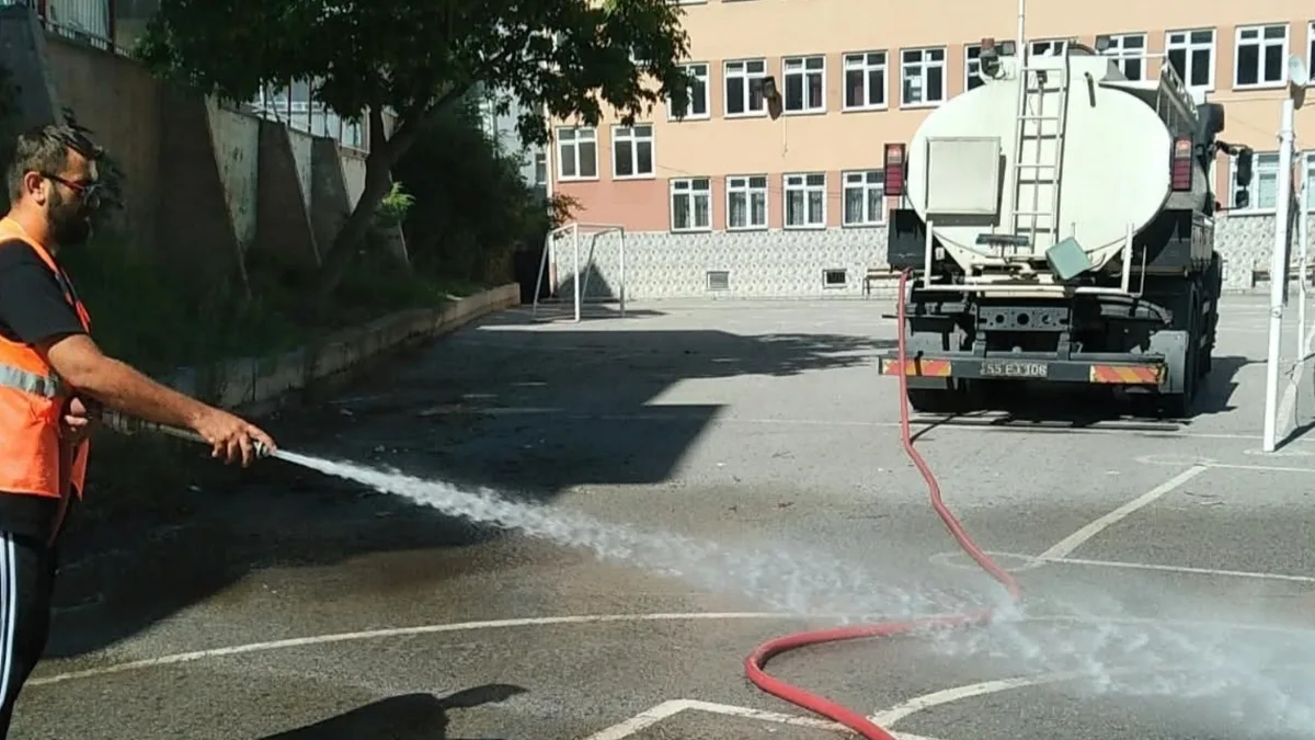İlkadım’ın İbadethane ve Okullarına Özel Hizmet