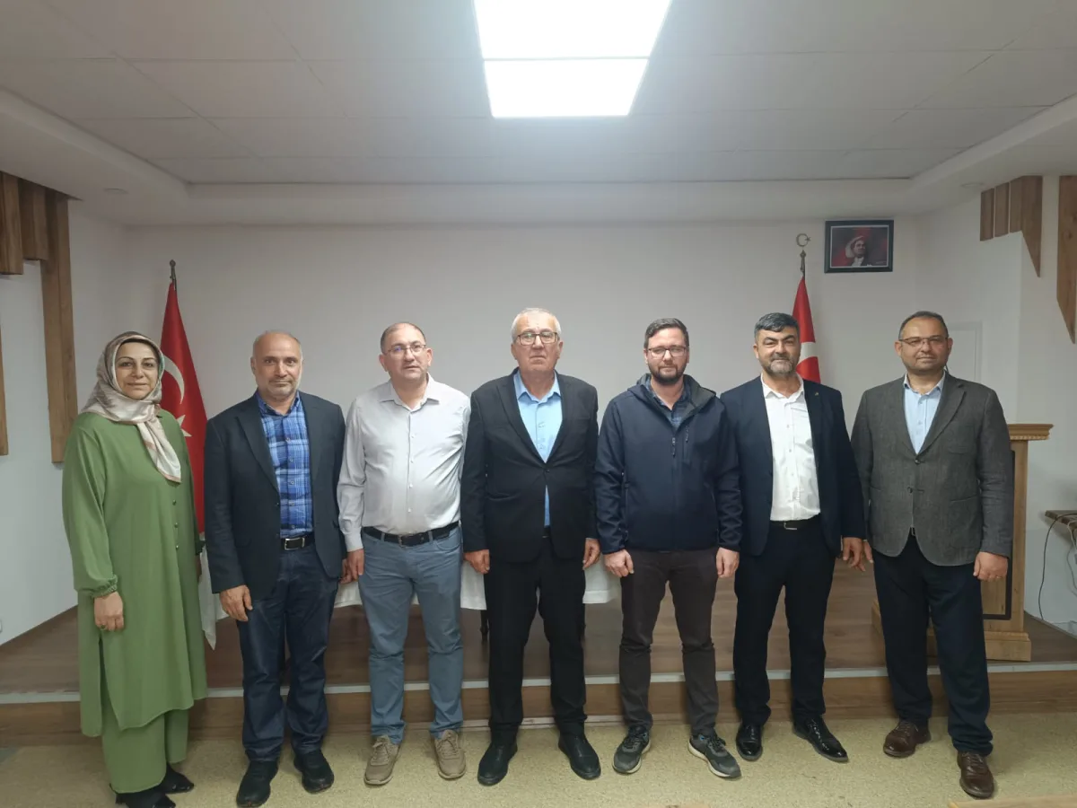 Eğitim-Bir-Sen Samsun 2 No’lu Şube Başkanı Tevfik Yılmaz Demir Güven Tazeledi