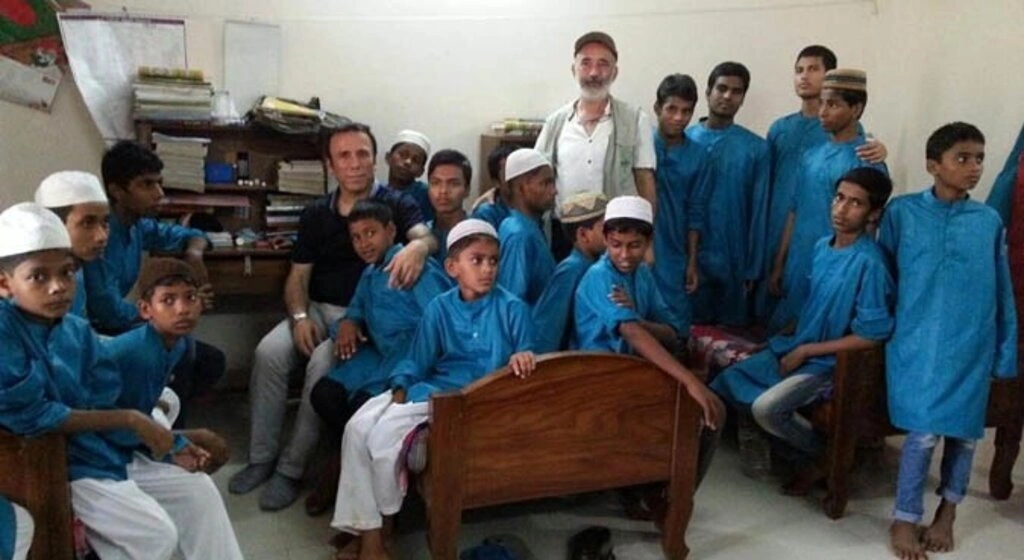 Osman Genç'in Bangladeş ziyareti