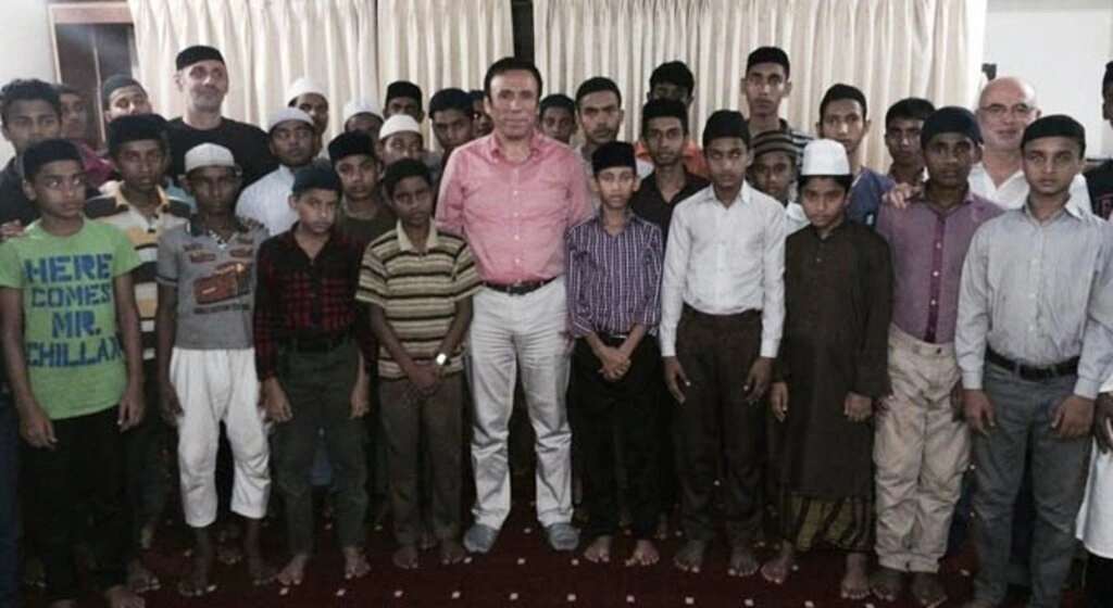 Osman Genç'in Bangladeş ziyareti