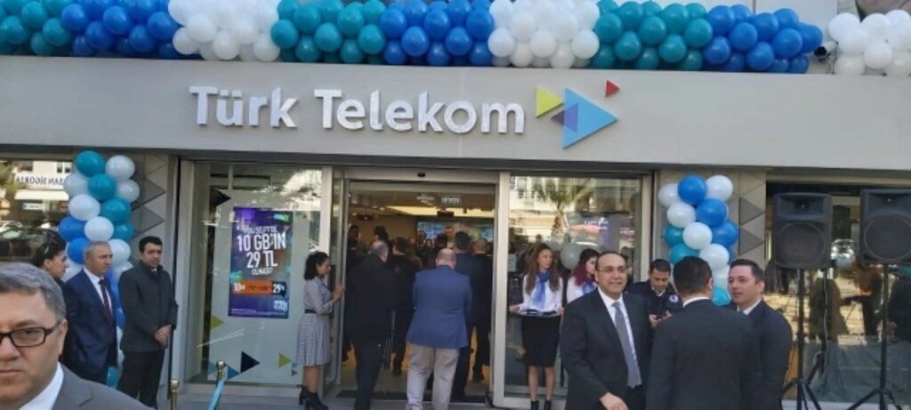 Türk Telekom’un yenilenen Atakum Müşteri Merkezi Hizmete Girdi