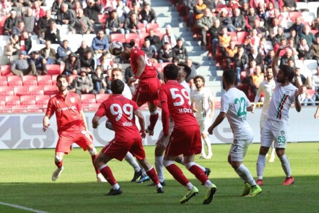 Yılport Samsunspor Amedspor Maçı İlk Yarıdan Görüntüler