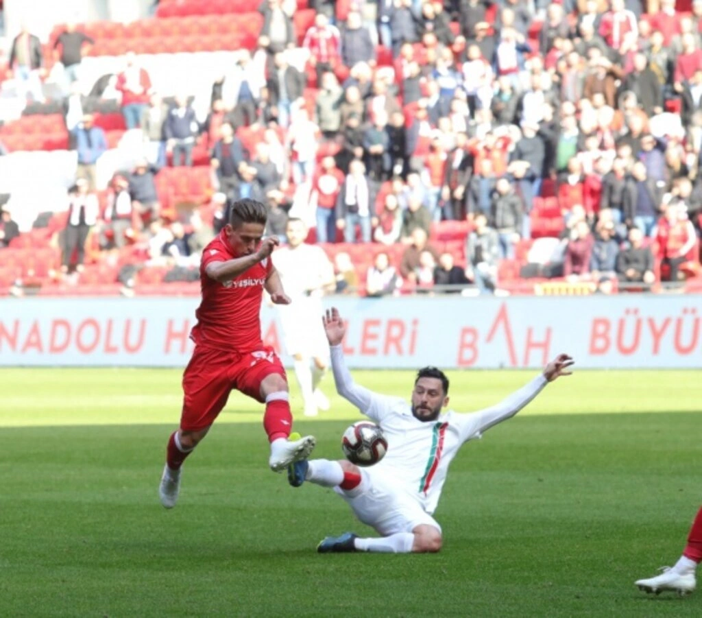 Yılport Samsunspor Amedspor Maçı İlk Yarıdan Görüntüler