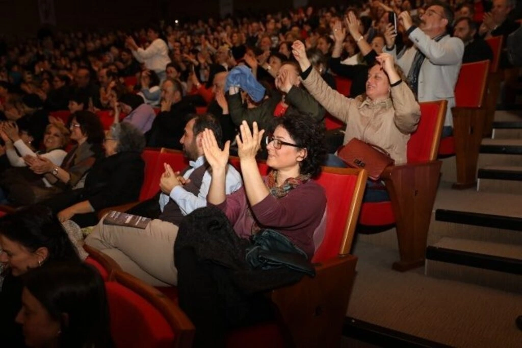 İlkadım Belediyesi Türk Halk Müziği Korosundan Unutulmaz Konser