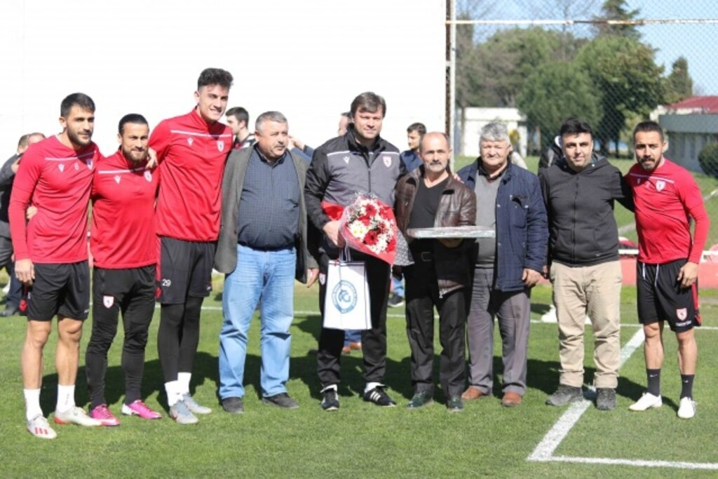 Yılport Samsunspor Antrenmanında Tatlı Sürpriz.