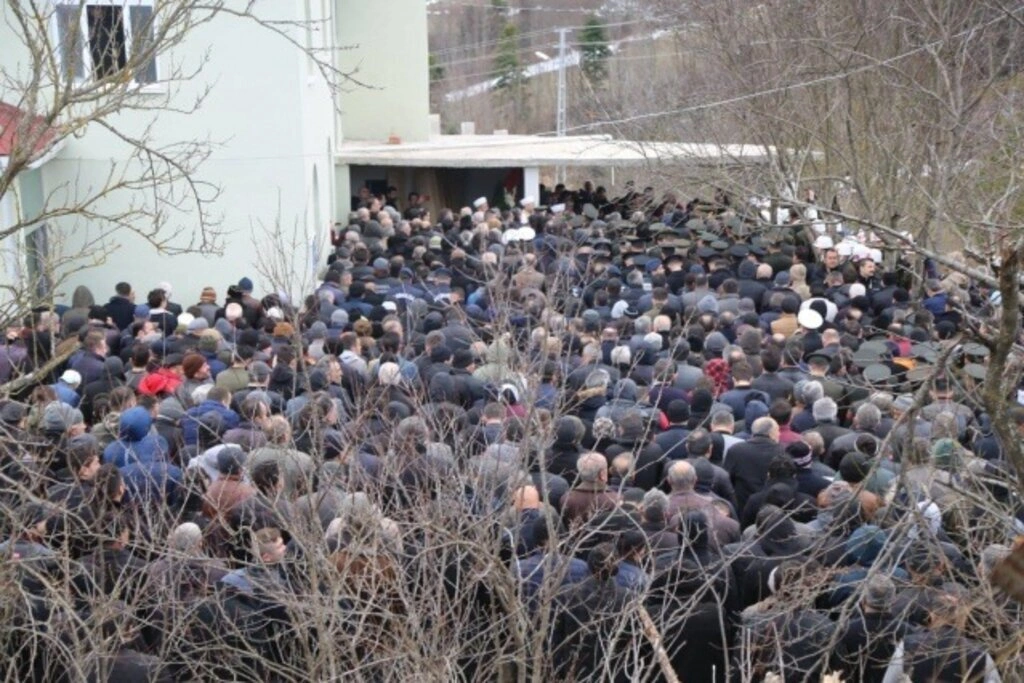 Şehit Şükrü Elibol Alaçam'da gözyaşlarıyla toprağa verildi