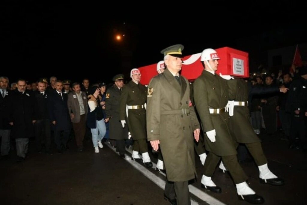 Şehidimiz Tayfun Pekel'in naaşı Samsun'a geldi, işte cenaze programı