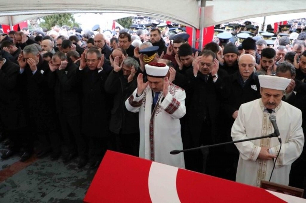 Başkan Yüksel Yıldırım şehidimizi son yolculuğuna uğurladı