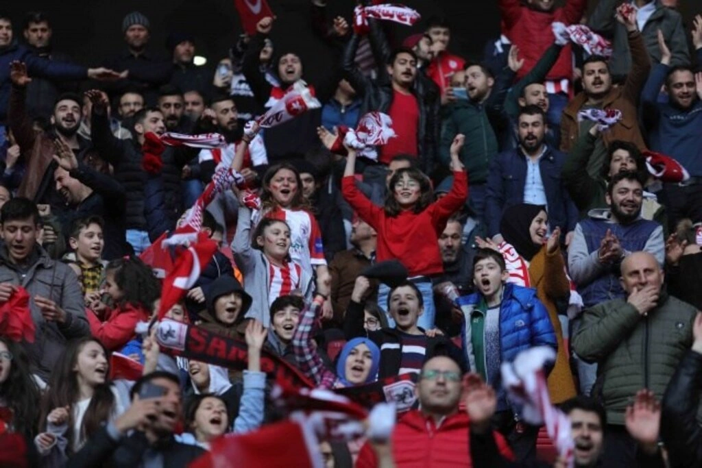 Samsunsporlu futbolculardan asker selamı, Samsunspor İnegölspor maç fotoğrafları