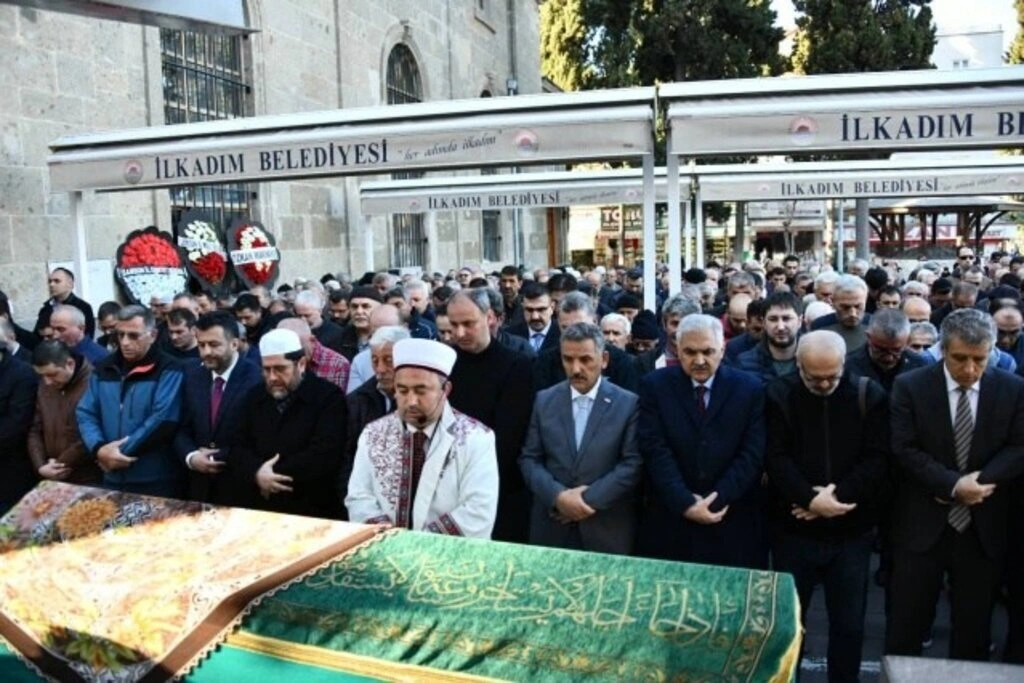 Çarşamba'daki acı kazada yaralanan Sude Nezor'da hayatını kaybetti