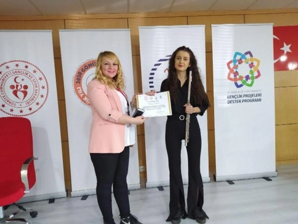 Gönüllü Gençler İle Sosyal Sorumluluk Projesi