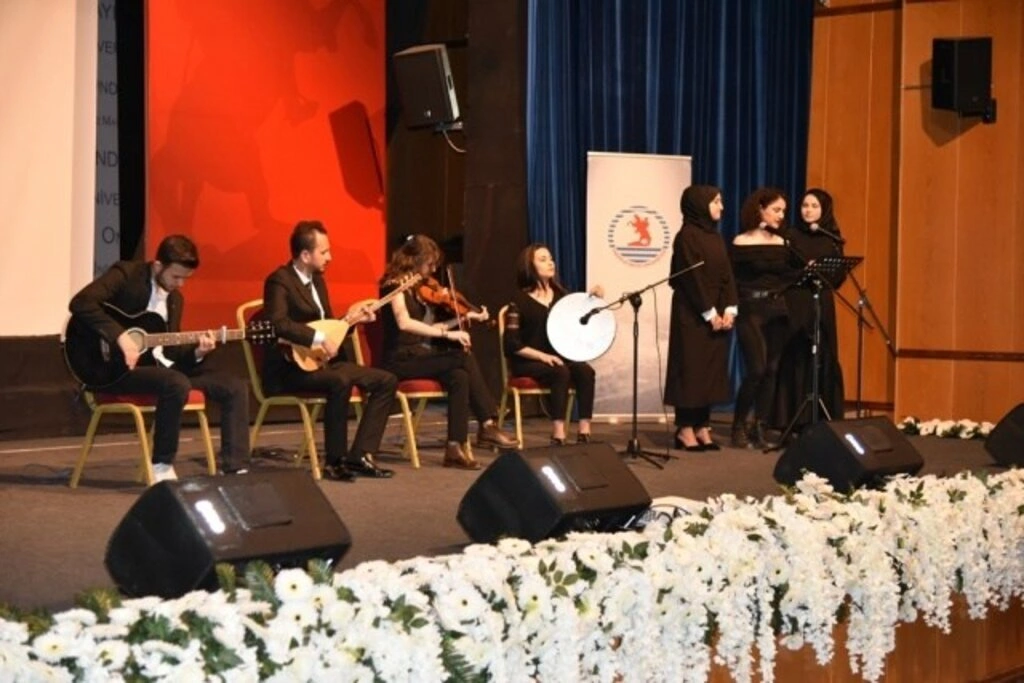 OMÜ Hemşirelik Bölümü Öğrencileri Üniformalarını Giydi