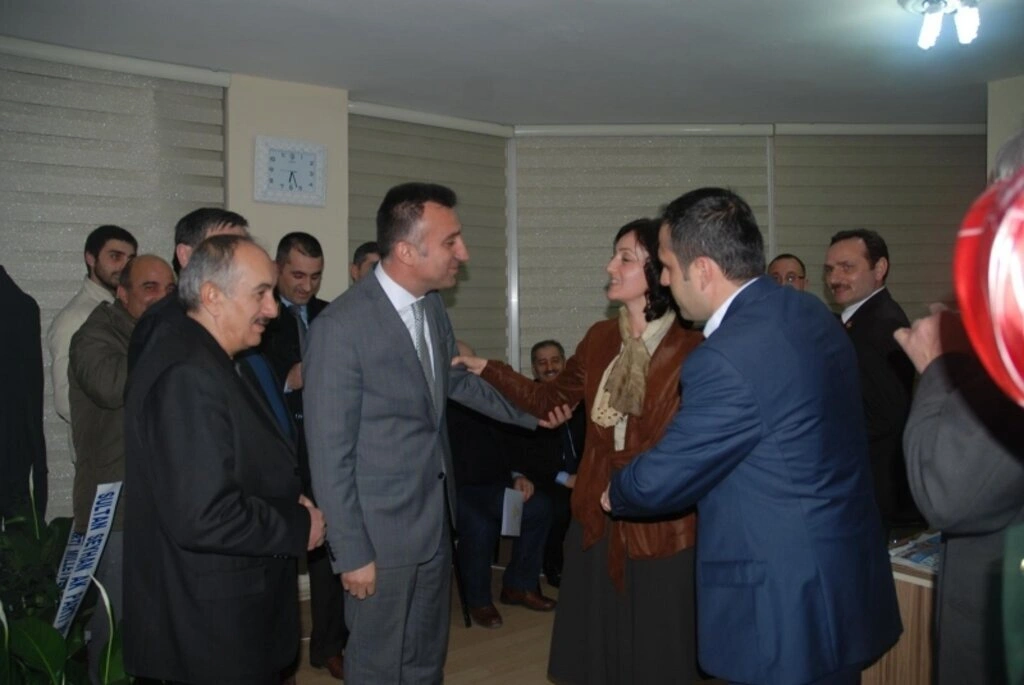 Teşkilatların içinden çıkan isim; Emine Karaçuha Yılmaz