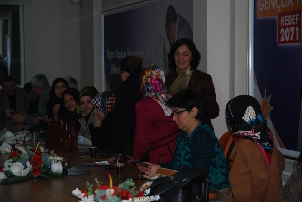 Teşkilatların içinden çıkan isim; Emine Karaçuha Yılmaz