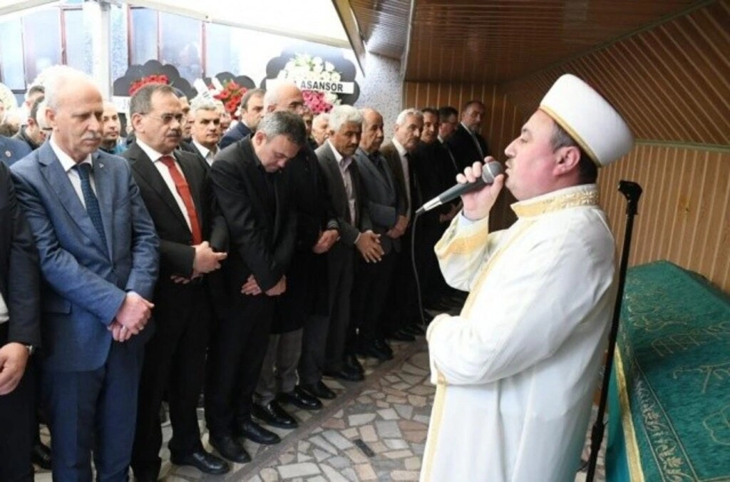 Alparslan Gürkan son yolculuğuna uğurlandı