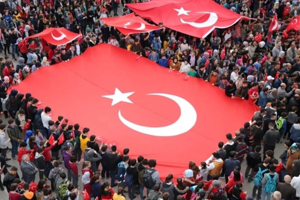 Kavak'ta Şehitlere Saygı Birlik ve Beraberlik Yürüyüşü Düzenlendi