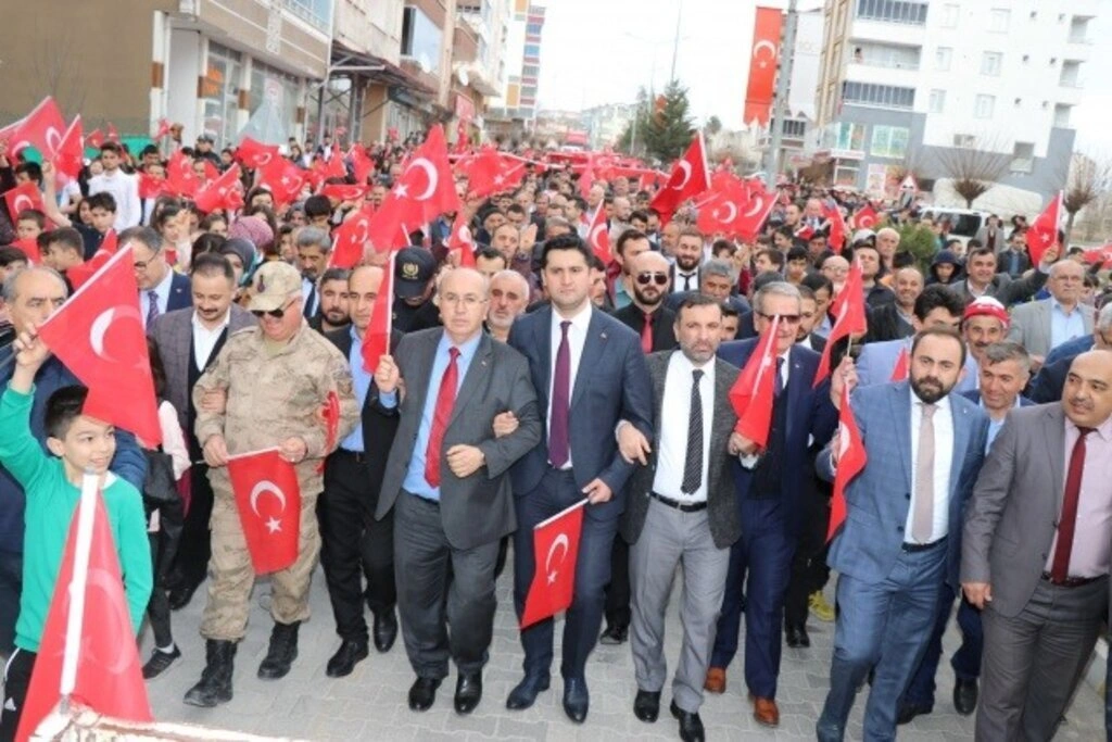 Kavak'ta Şehitlere Saygı Birlik ve Beraberlik Yürüyüşü Düzenlendi