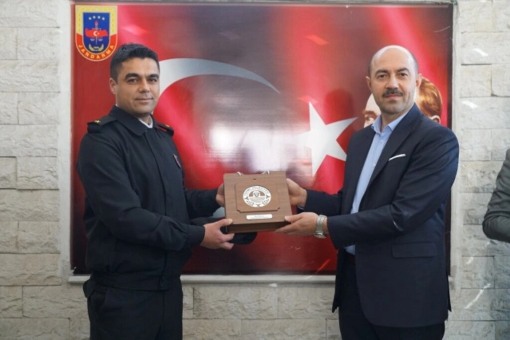 Termeli kadınlar Mehmetçiğin yanında