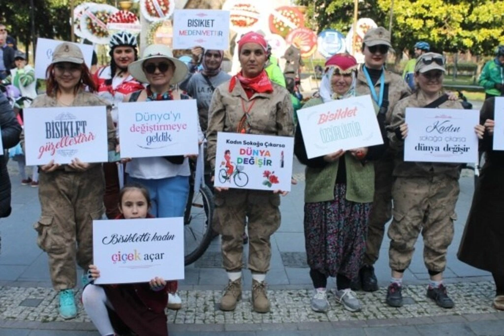 Ekolojik Yaşam Bisiklet Derneği Kadın Ekibi’nden anlamlı etkinlik