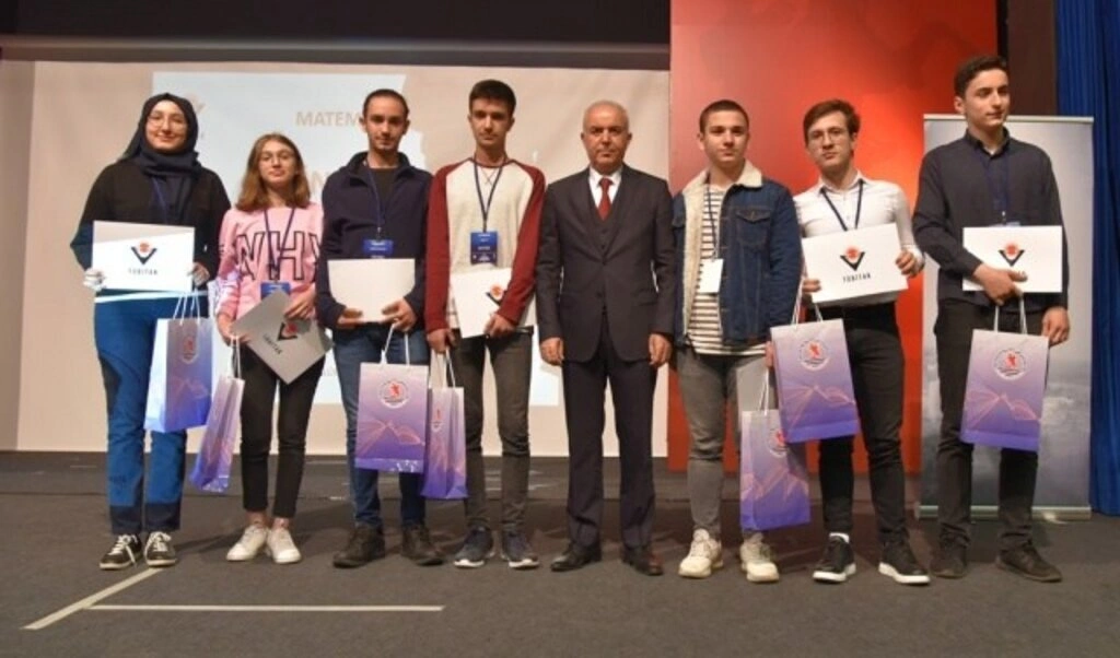 Liselilerin 18 Finalist Projesi Samsun Bölgesini Temsil Edecek