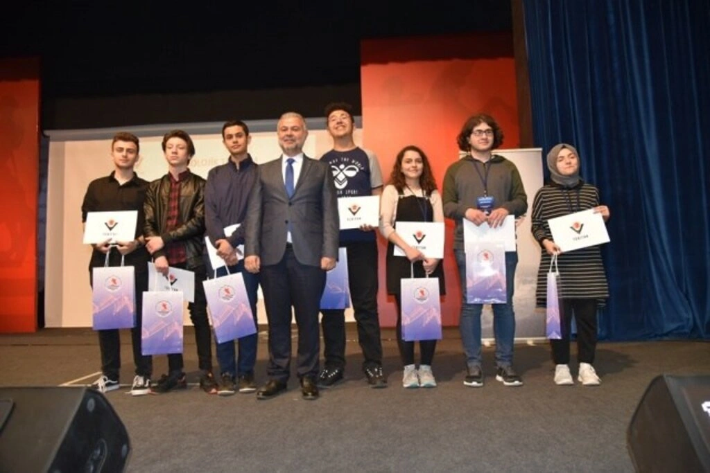 Liselilerin 18 Finalist Projesi Samsun Bölgesini Temsil Edecek
