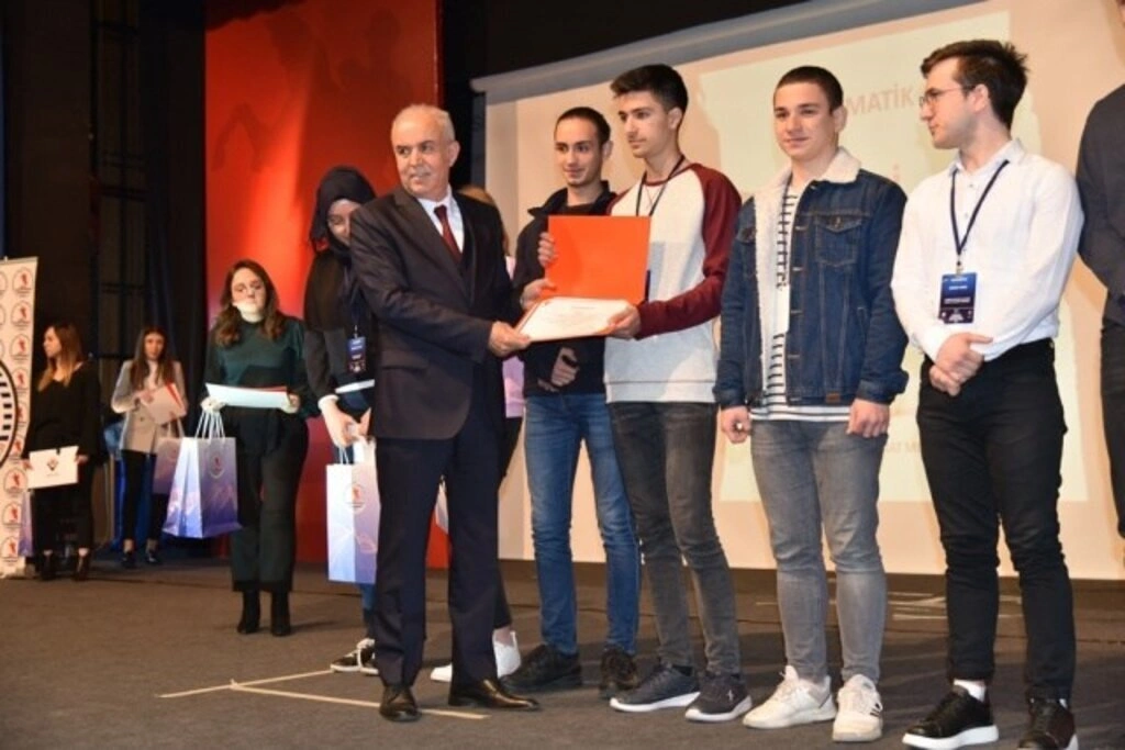 Liselilerin 18 Finalist Projesi Samsun Bölgesini Temsil Edecek