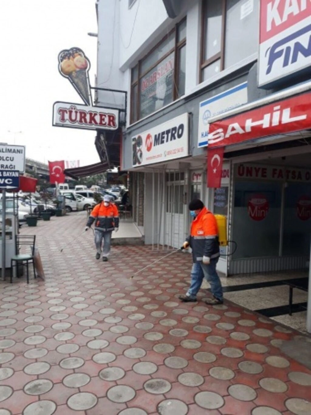 Canik'te İlçenin Tamamında Dezenfekte Çalışmaları Var