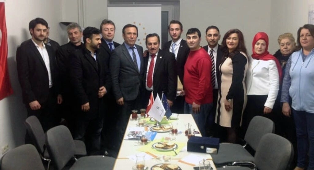 Başkan Genç Almanya'dan döndü