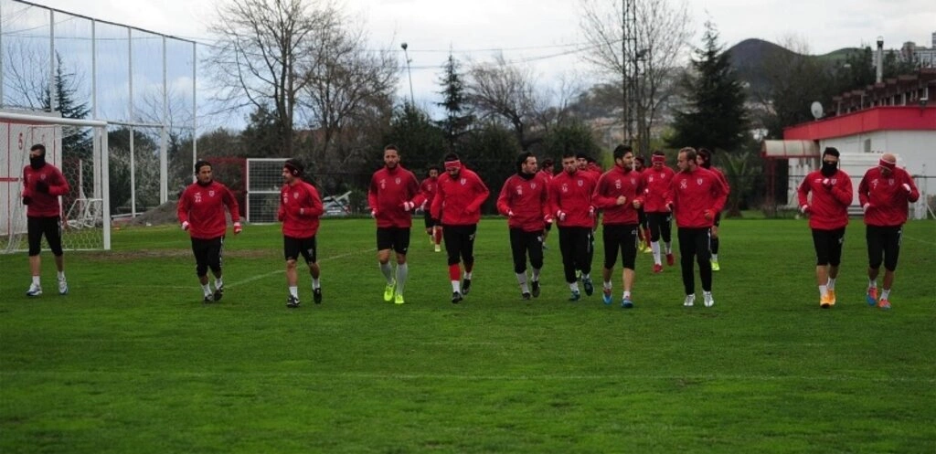 Samsunspor Antalyaspor maçının hazırlıklarını sürdürüyor