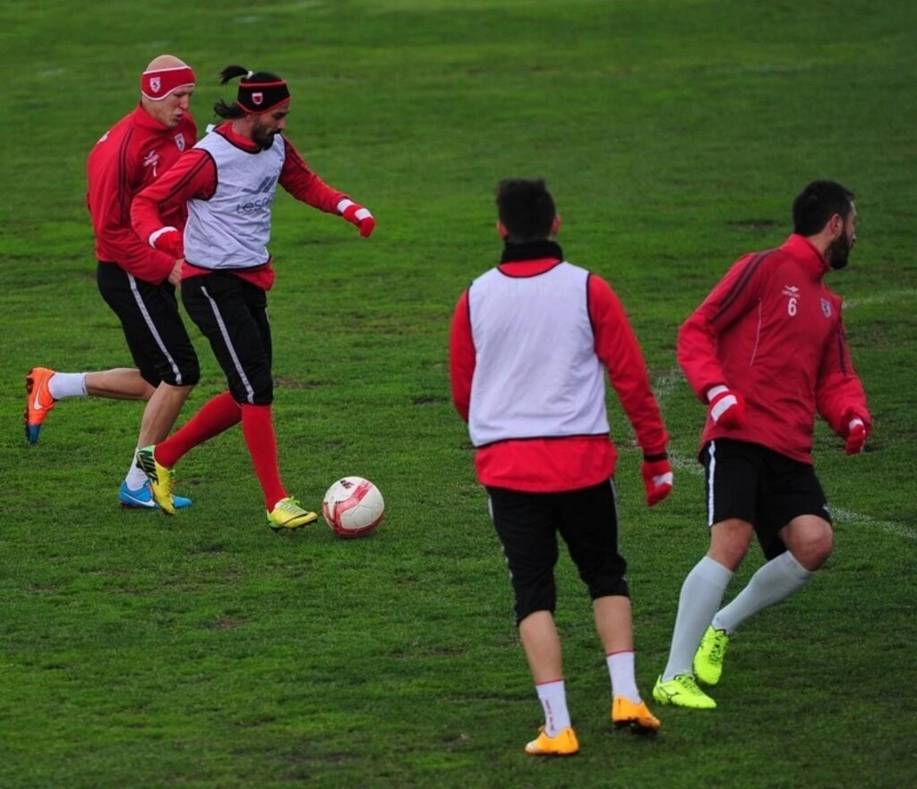 Samsunspor Antalyaspor maçının hazırlıklarını sürdürüyor