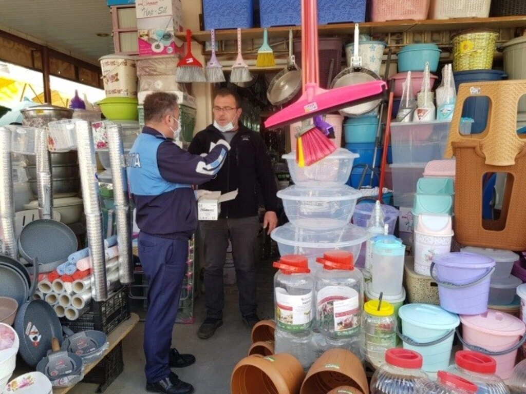 Bafra Belediyesinden Maske Dağıtımı