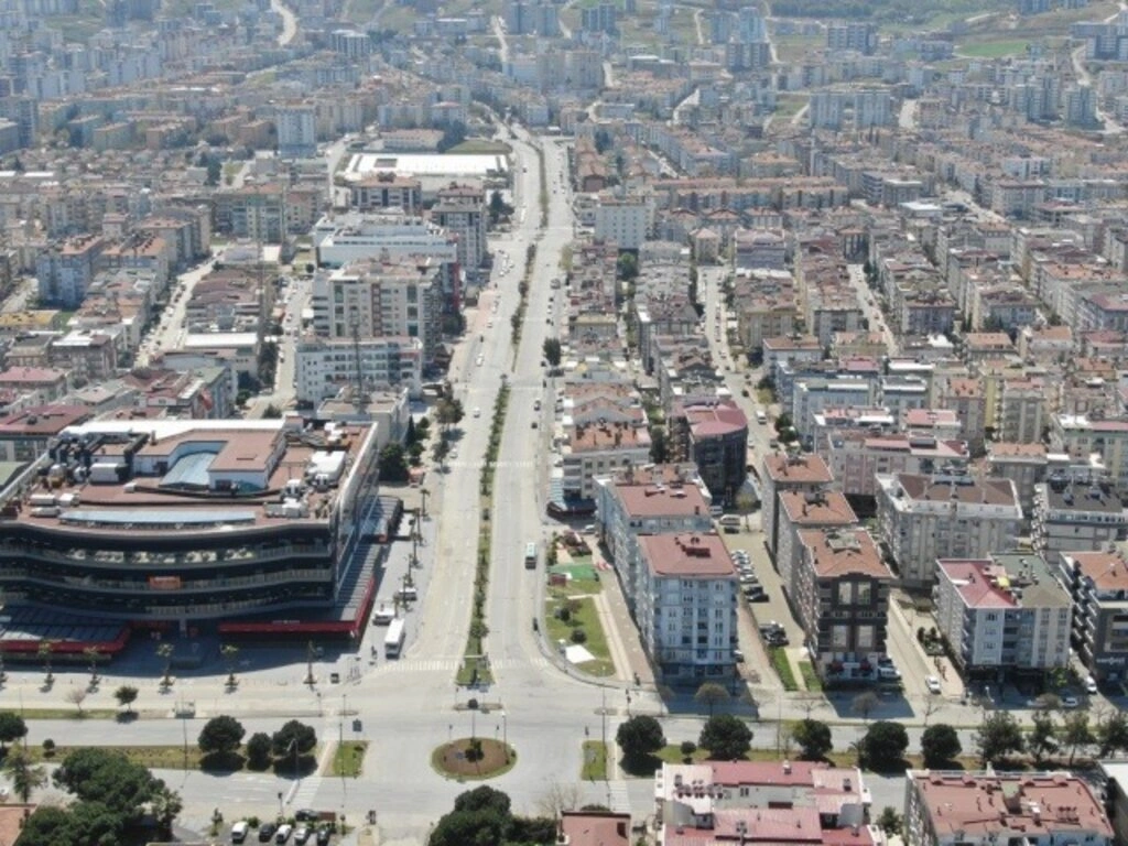 Sokağa çıkma yasağında Samsun sokakları havadan görüntülendi