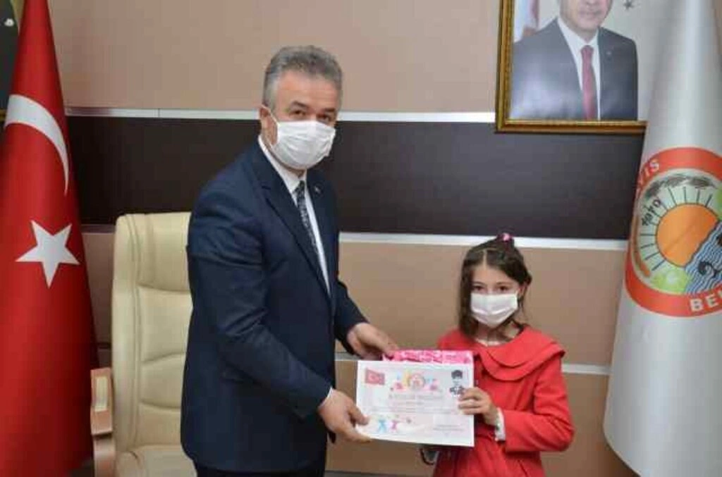 19 Mayıs İlçesinde 'İstiklal Marşı Okuma Yarışması' Ödülleri Verildi