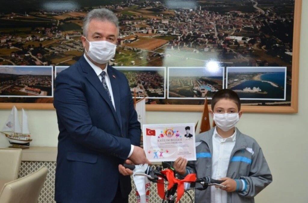 19 Mayıs İlçesinde 'İstiklal Marşı Okuma Yarışması' Ödülleri Verildi