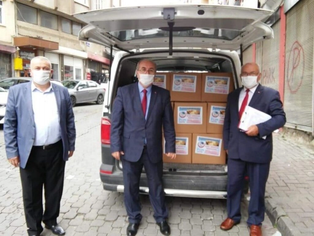 Kavak Dernekler Federasyonu'ndan ihtiyaç sahiplerine Ramazan yardımı