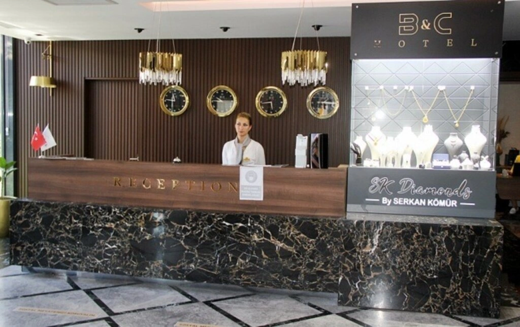 Samsun'un Gözbebeği B&C Hotel de coşkulu kutlama