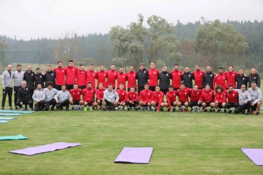 Samsunspor Bolu Kampı'nda ilk antremanını yaptı