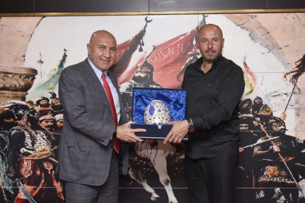 Başkan Yıldırım'dan Tekkeköy Belediyesi'ne ziyaret