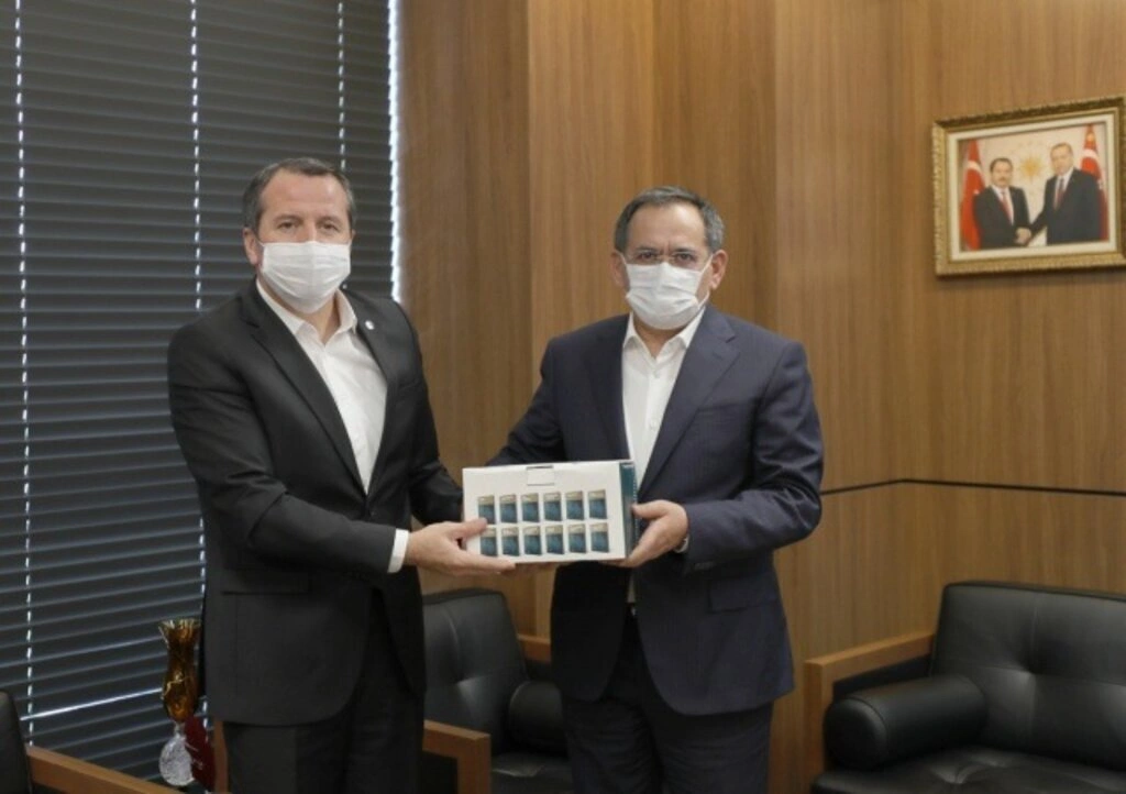 Samsun Büyükşehir Belediye Başkanı Mustafa Demir Memursen Genel Merkezi'nde