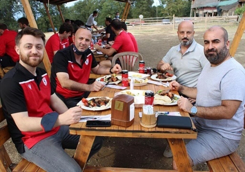Samsunspor Kulübü Basketbol Şubesi barbekü partisinde buluştu