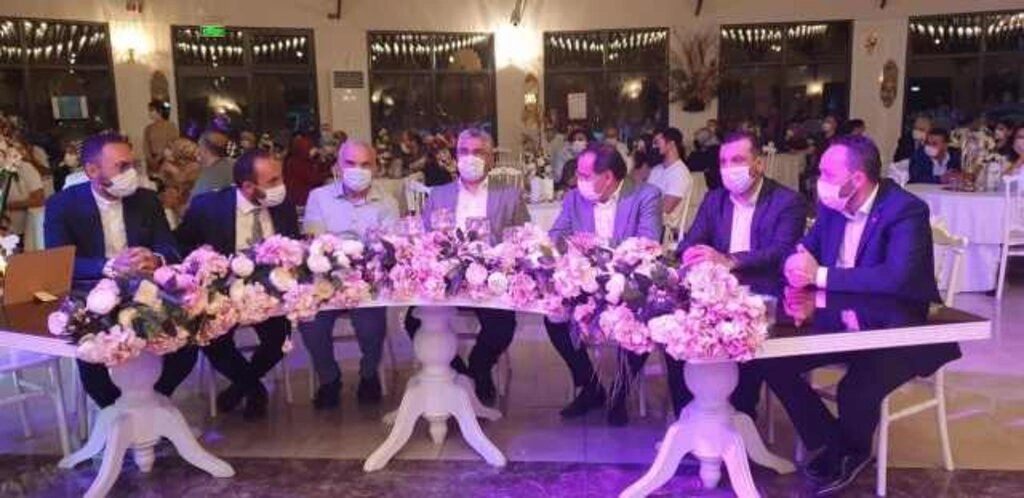 Bakır ve Akyol ailelerinin mutlu günü