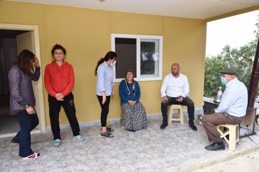 Tekkeköy Belediyesi yeni evlerine kavuşturdu