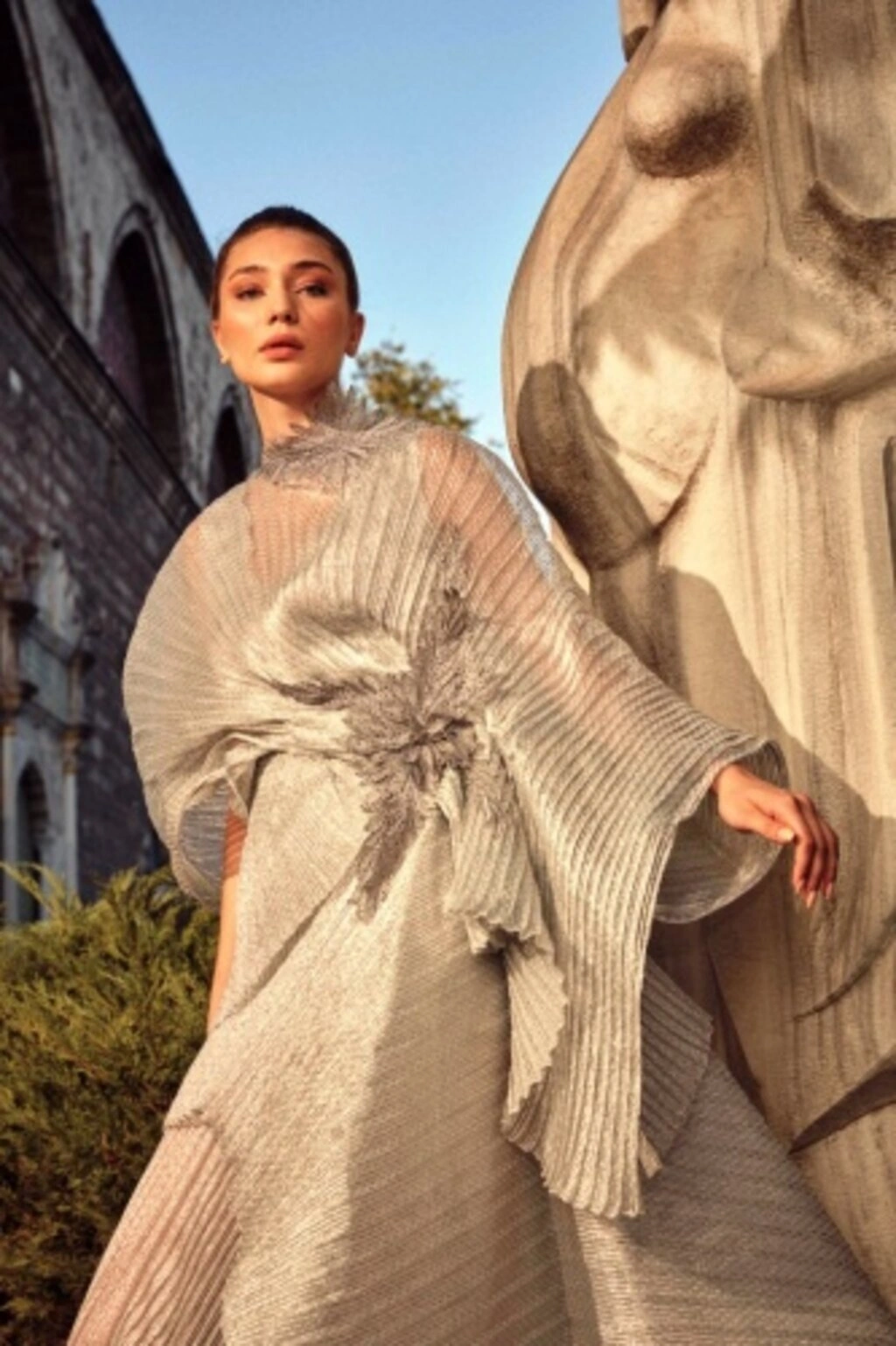Özlem Süer İlkbahar-Yaz 2021 Koleksiyonunu Fashion Week Istanbul’da Tanıttı