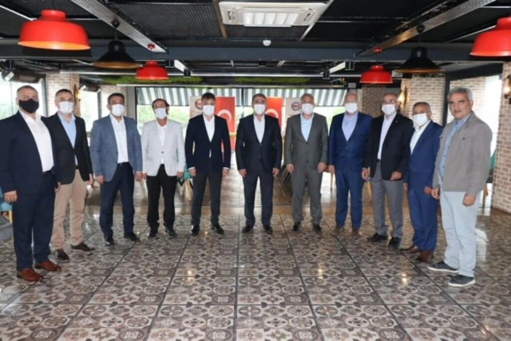 Samsun Memur-Sen Milletvekili Fuat Köktaş’la istişarelerde bulundu