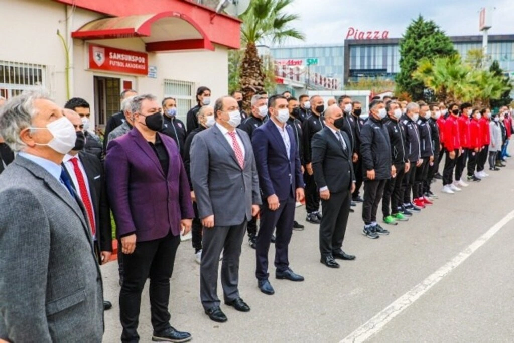 Yılport Samsunspor Ata'yı andı