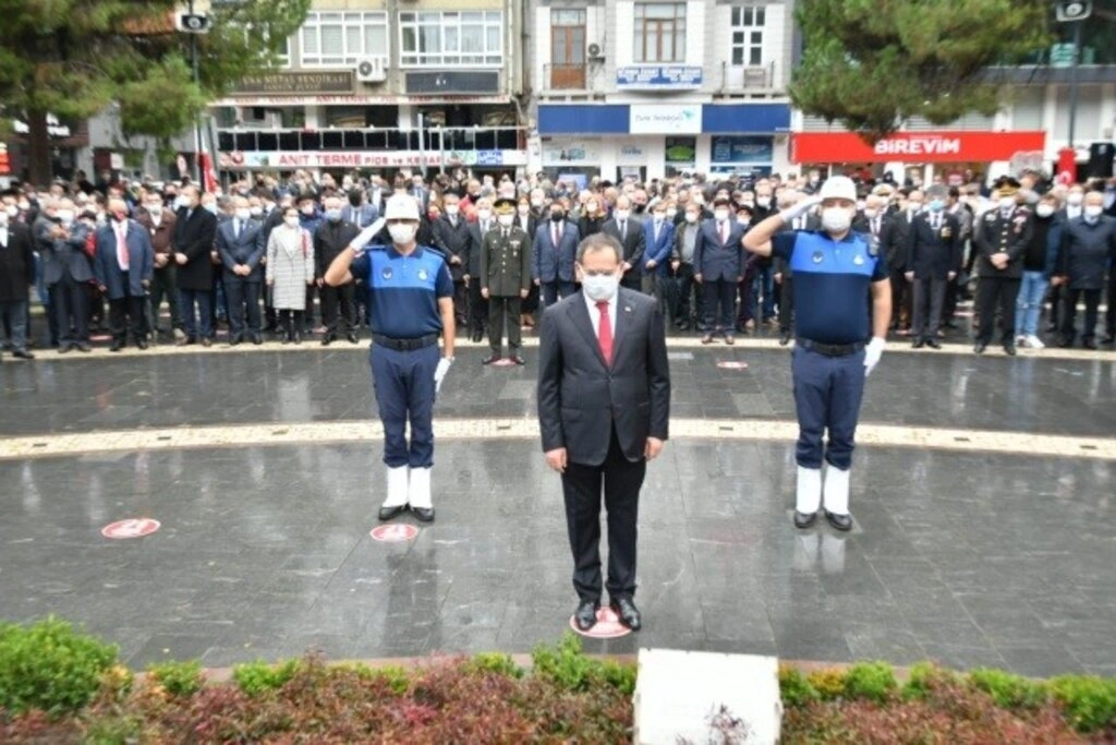 Samsun’da Atatürk saygıyla anıldı