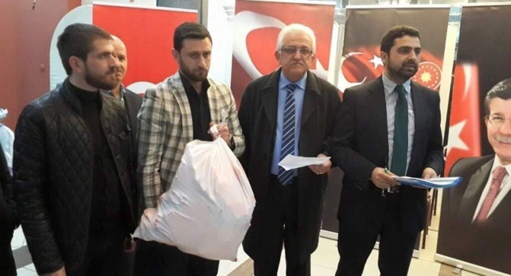 AK Parti'de temayül yoklaması yoğun bir katılım ile gerçekleşti